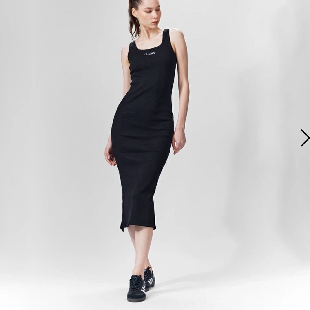 GIGII’s SoHo Black Ribbed Midi Dress NWT XS